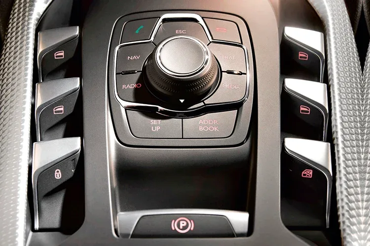 СИТРОЕН DS5