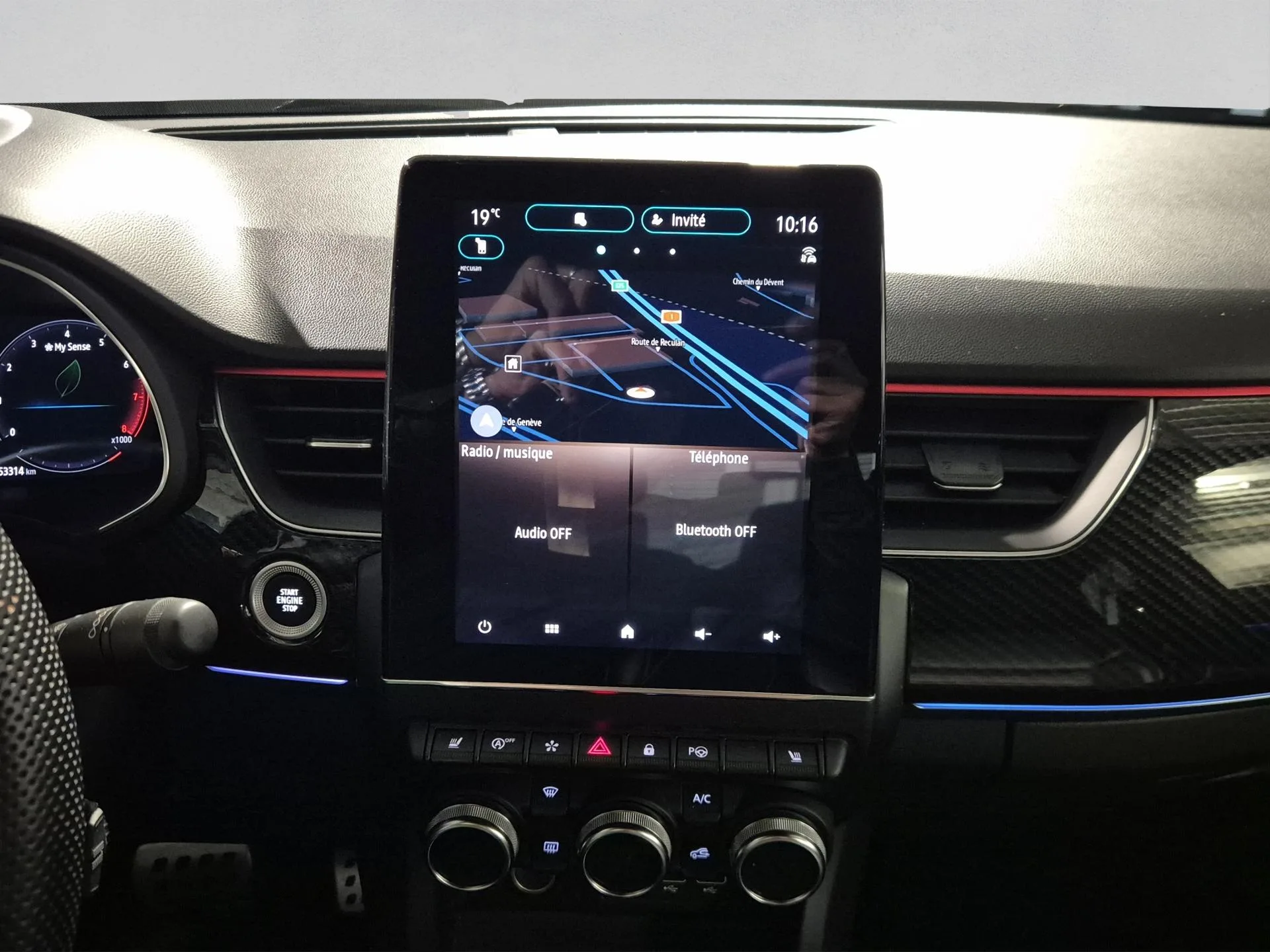 RENAULT ARKANA - SUV